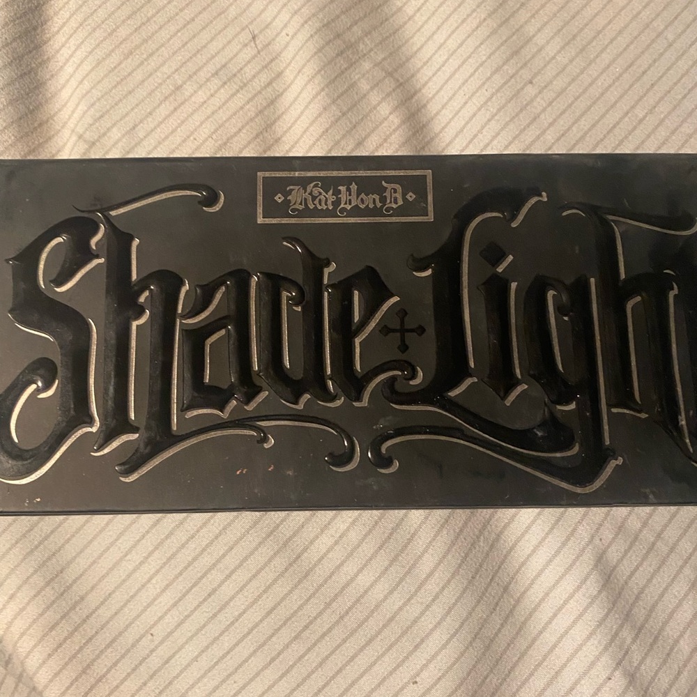 Kat Von D Shade and Light Palette